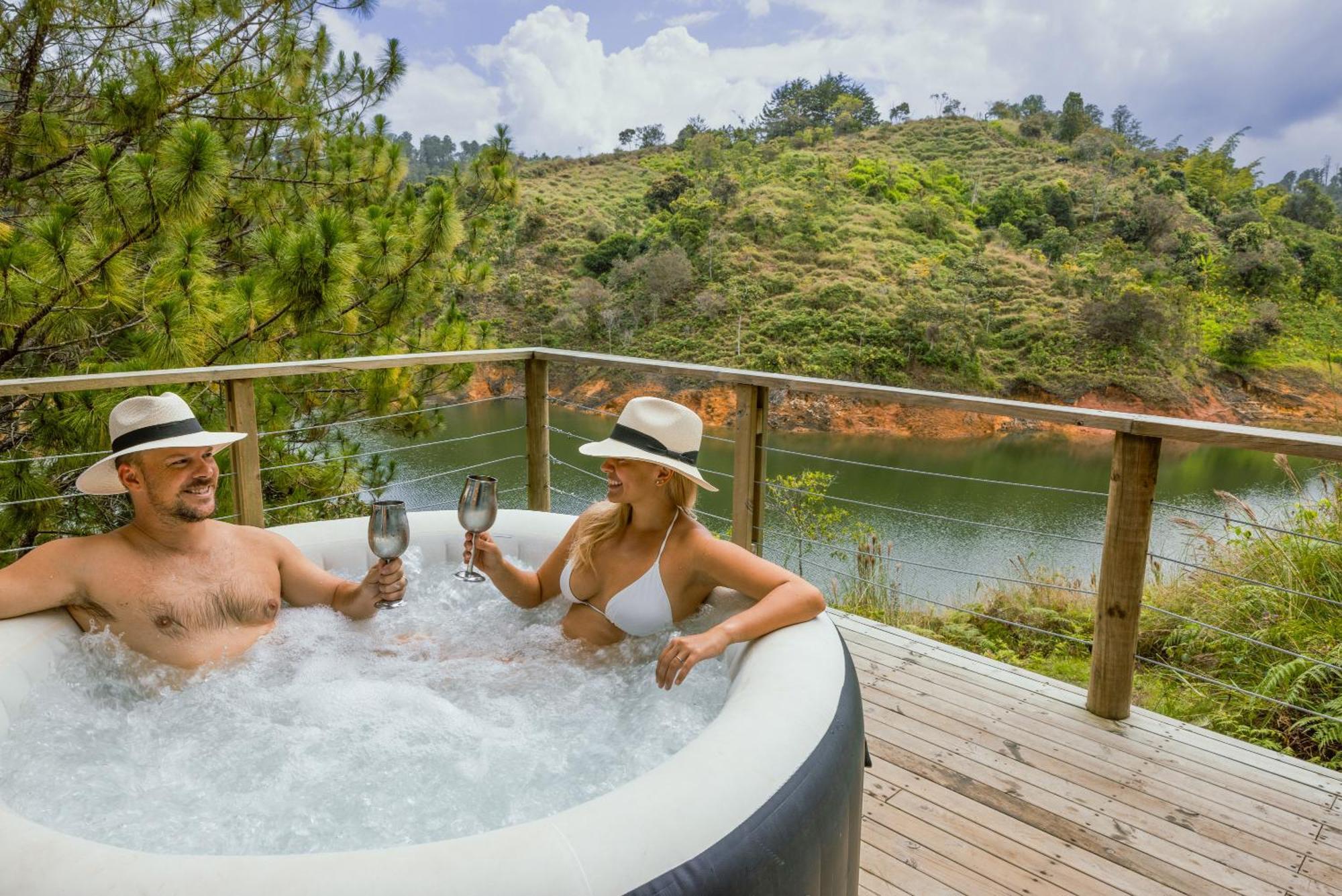 Cabanas Refugio Himalaya Guatapé Exterior foto